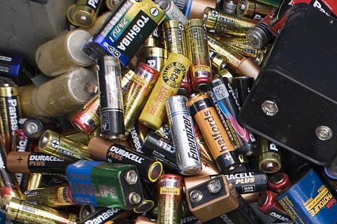 茂名高价铅酸蓄电池回收,上门回收动力电池,新能源电池回收